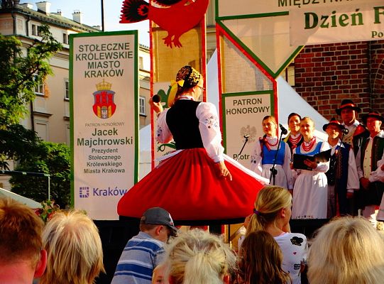 WITOME! Aby zaczarować Kraków, trzeba było ćwiczyć do występu!Zapytaj o sukces ZPiT! – pętla poznawcza