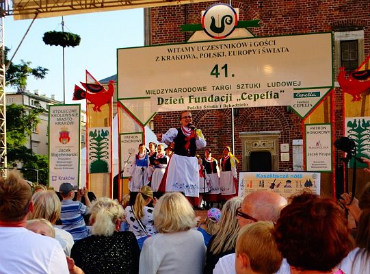 WITOME! Aby zaczarować Kraków, trzeba było ćwiczyć do występu!Zapytaj o sukces ZPiT! – pętla poznawcza