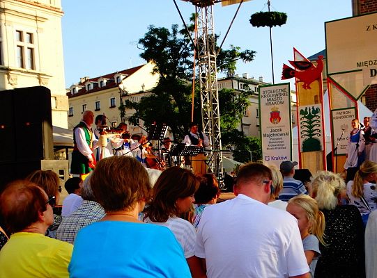 WITOME! Aby zaczarować Kraków, trzeba było ćwiczyć do występu!Zapytaj o sukces ZPiT! – pętla poznawcza