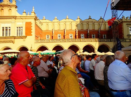 WITOME! Aby zaczarować Kraków, trzeba było ćwiczyć do występu!Zapytaj o sukces ZPiT! – pętla poznawcza