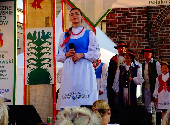 WITOME! Aby zaczarować Kraków, trzeba było ćwiczyć do występu!Zapytaj o sukces ZPiT! – pętla poznawcza