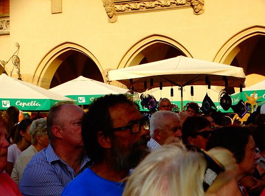 WITOME! Aby zaczarować Kraków, trzeba było ćwiczyć do występu!Zapytaj o sukces ZPiT! – pętla poznawcza