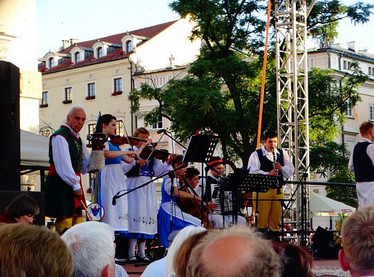 WITOME! Aby zaczarować Kraków, trzeba było ćwiczyć do występu!Zapytaj o sukces ZPiT! – pętla poznawcza