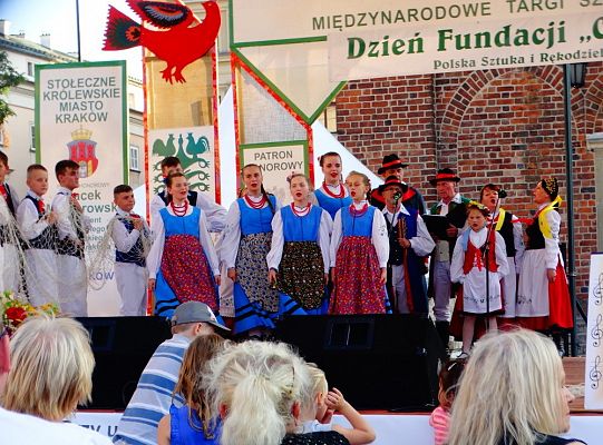 WITOME! Aby zaczarować Kraków, trzeba było ćwiczyć do występu!Zapytaj o sukces ZPiT! – pętla poznawcza