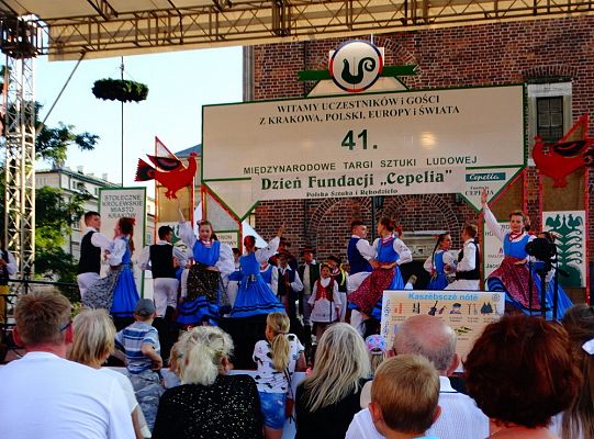 WITOME! Aby zaczarować Kraków, trzeba było ćwiczyć do występu!Zapytaj o sukces ZPiT! – pętla poznawcza