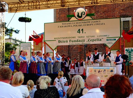 WITOME! Aby zaczarować Kraków, trzeba było ćwiczyć do występu!Zapytaj o sukces ZPiT! – pętla poznawcza