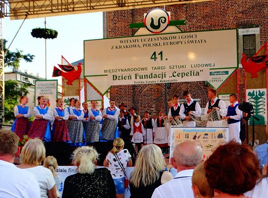 WITOME! Aby zaczarować Kraków, trzeba było ćwiczyć do występu!Zapytaj o sukces ZPiT! – pętla poznawcza