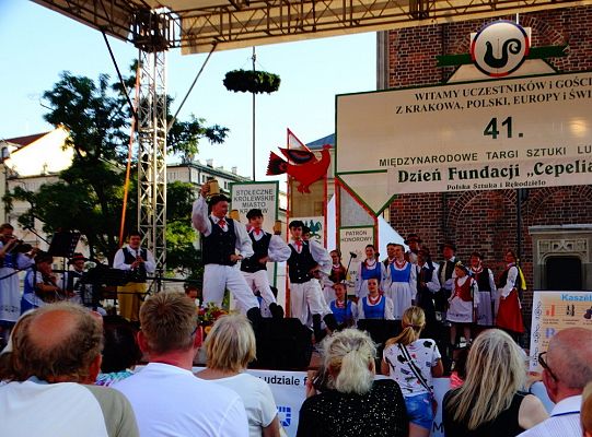 WITOME! Aby zaczarować Kraków, trzeba było ćwiczyć do występu!Zapytaj o sukces ZPiT! – pętla poznawcza