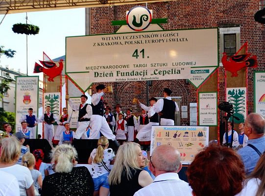 WITOME! Aby zaczarować Kraków, trzeba było ćwiczyć do występu!Zapytaj o sukces ZPiT! – pętla poznawcza