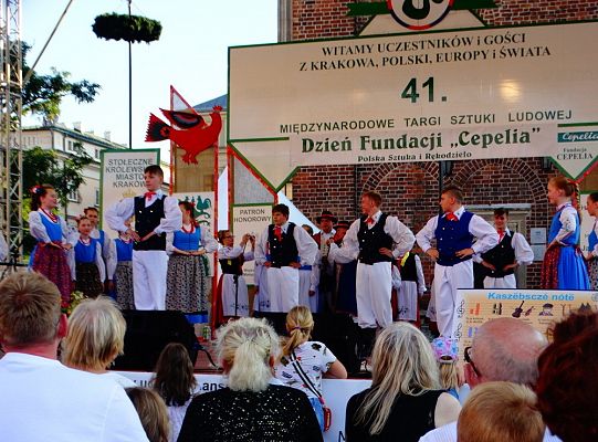 WITOME! Aby zaczarować Kraków, trzeba było ćwiczyć do występu!Zapytaj o sukces ZPiT! – pętla poznawcza