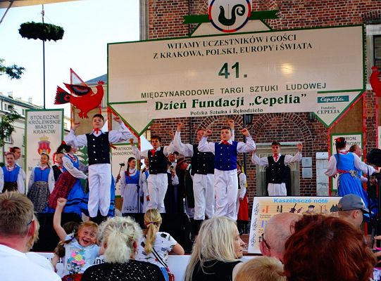 WITOME! Aby zaczarować Kraków, trzeba było ćwiczyć do występu!Zapytaj o sukces ZPiT! – pętla poznawcza