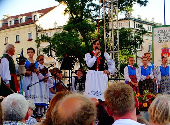 WITOME! Aby zaczarować Kraków, trzeba było ćwiczyć do występu!Zapytaj o sukces ZPiT! – pętla poznawcza