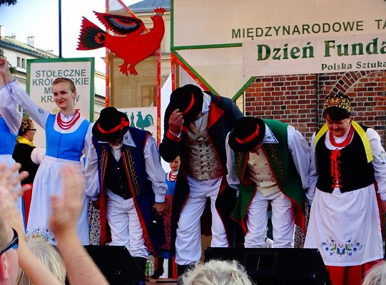 WITOME! Aby zaczarować Kraków, trzeba było ćwiczyć do występu!Zapytaj o sukces ZPiT! – pętla poznawcza