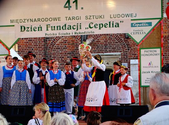 WITOME! Aby zaczarować Kraków, trzeba było ćwiczyć do występu!Zapytaj o sukces ZPiT! – pętla poznawcza