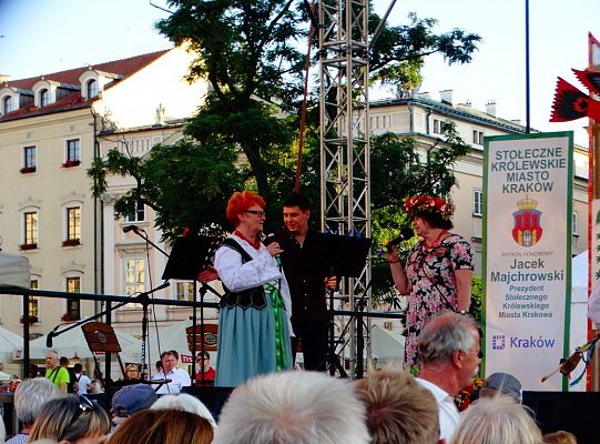 WITOME! Aby zaczarować Kraków, trzeba było ćwiczyć do występu!Zapytaj o sukces ZPiT! – pętla poznawcza