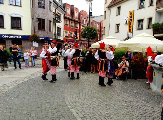 Jesteś na lęborskim „Weselu”. Dziś bawisz się razem z nami! – luka informacyjna