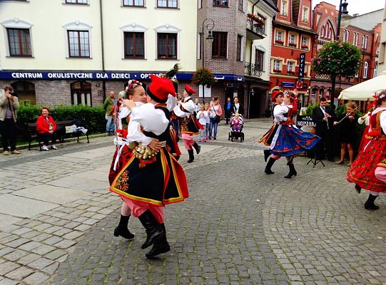 Jesteś na lęborskim „Weselu”. Dziś bawisz się razem z nami! – luka informacyjna