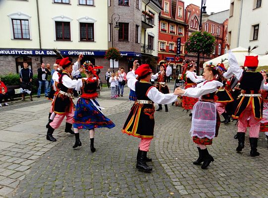 Jesteś na lęborskim „Weselu”. Dziś bawisz się razem z nami! – luka informacyjna