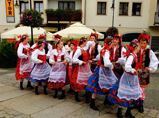 Jesteś na lęborskim „Weselu”. Dziś bawisz się razem z nami! – luka informacyjna