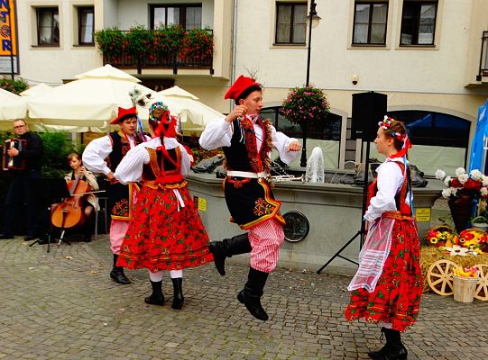 Jesteś na lęborskim „Weselu”. Dziś bawisz się razem z nami! – luka informacyjna
