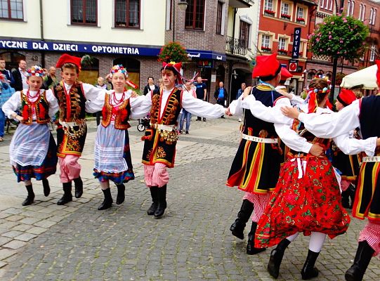 Jesteś na lęborskim „Weselu”. Dziś bawisz się razem z nami! – luka informacyjna