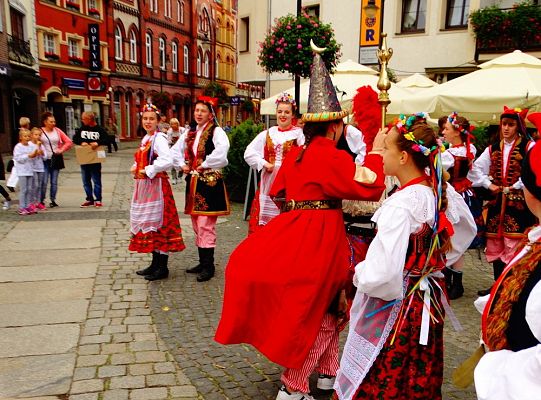 Jesteś na lęborskim „Weselu”. Dziś bawisz się razem z nami! – luka informacyjna