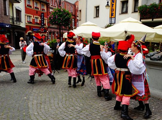 Jesteś na lęborskim „Weselu”. Dziś bawisz się razem z nami! – luka informacyjna