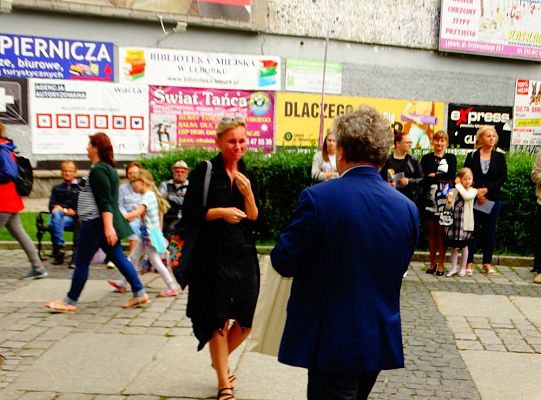 Jesteś na lęborskim „Weselu”. Dziś bawisz się razem z nami! – luka informacyjna