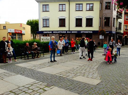 Jesteś na lęborskim „Weselu”. Dziś bawisz się razem z nami! – luka informacyjna