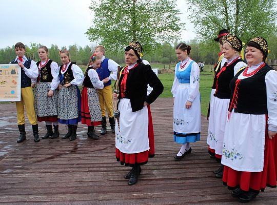 Perfekcja na scenie. ZPiT ZL przyciąga tłumy. Czerń w każdy dzień.