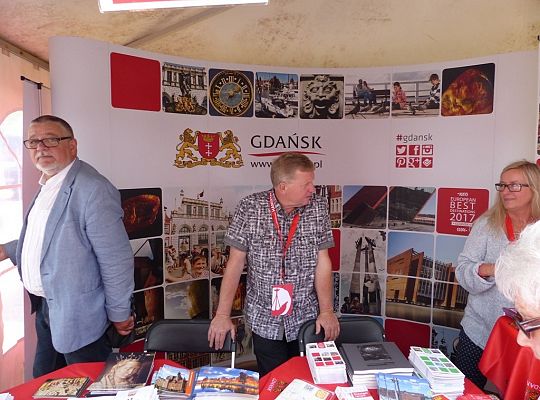 Zespół Pieśni i Tańca "Ziemia Lęborska" od piątku 21 czerwca reprezentuje miasto Lębork podczas 38. Międzynarodowego Zjazdu Hanzy 2018.