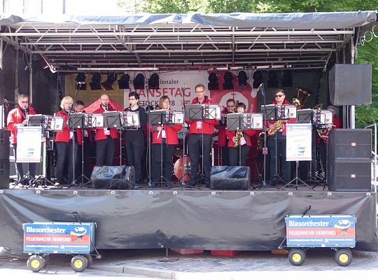 Zespół Pieśni i Tańca "Ziemia Lęborska" od piątku 21 czerwca reprezentuje miasto Lębork podczas 38. Międzynarodowego Zjazdu Hanzy 2018.