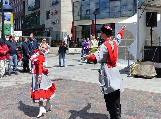 Zespół Pieśni i Tańca "Ziemia Lęborska" od piątku 21 czerwca reprezentuje miasto Lębork podczas 38. Międzynarodowego Zjazdu Hanzy 2018.