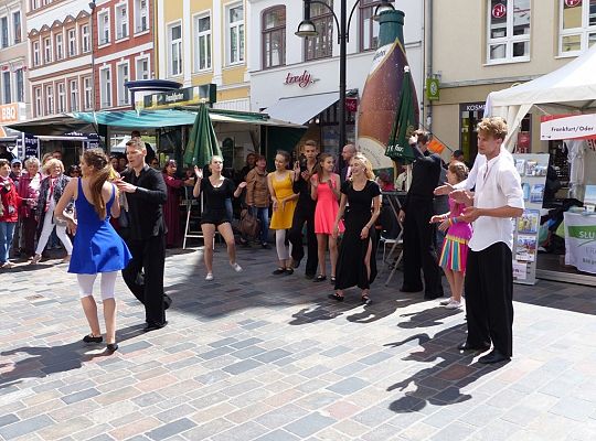 Zespół Pieśni i Tańca "Ziemia Lęborska" od piątku 21 czerwca reprezentuje miasto Lębork podczas 38. Międzynarodowego Zjazdu Hanzy 2018.