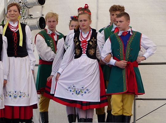 Zespół koncertuje na scenach w różnych rejonach portowego miasta