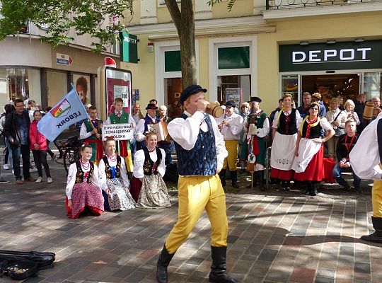 Tak było dzisiaj w portowym Rostocku. Brawo!