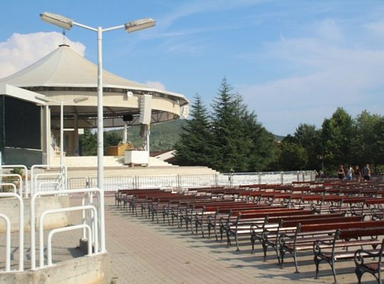 Wdrapujemy  się na górę objawień w Medjugorje! Ziemia Lęborska – jak skała!