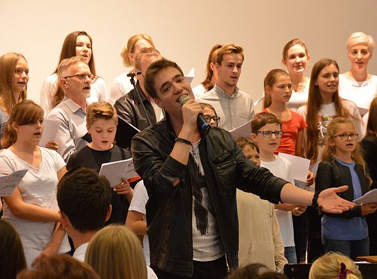 Gra na żywioł , to mocna strona koncertu GOSPEL. JP II w Miłosierdziu!